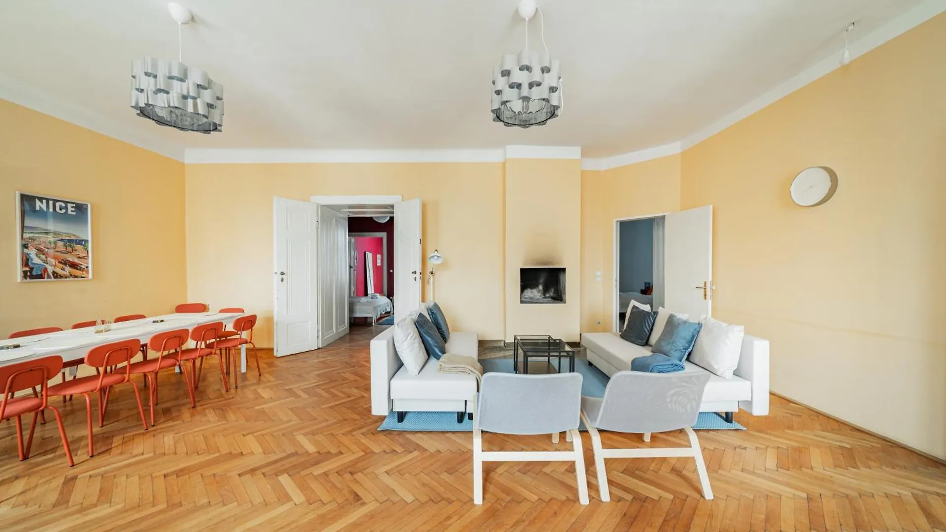 Apartment The Vienna Central Stay