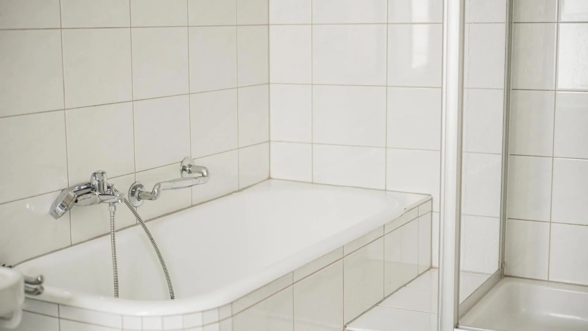 Apartment The Vienna Central Stay